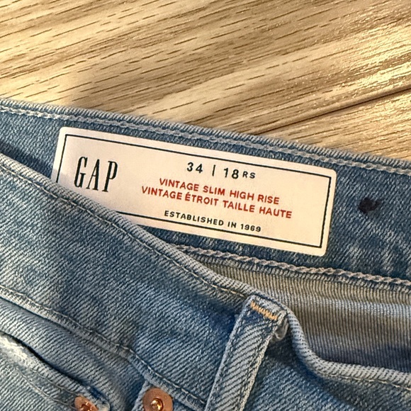Gap Vintage Slim High Rise Jeans - Picture 4 of 7